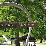 Am Arzbach דירה