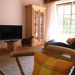 Am Arzbach דירה *
